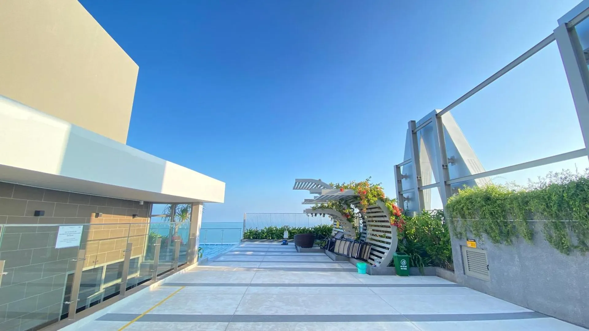 Can Ho Ban Cong Huong Bien The Song Vung Tau - Free Ho Boi Vo Cuc, Sauna, Bbq, Karaoke!! Apartment