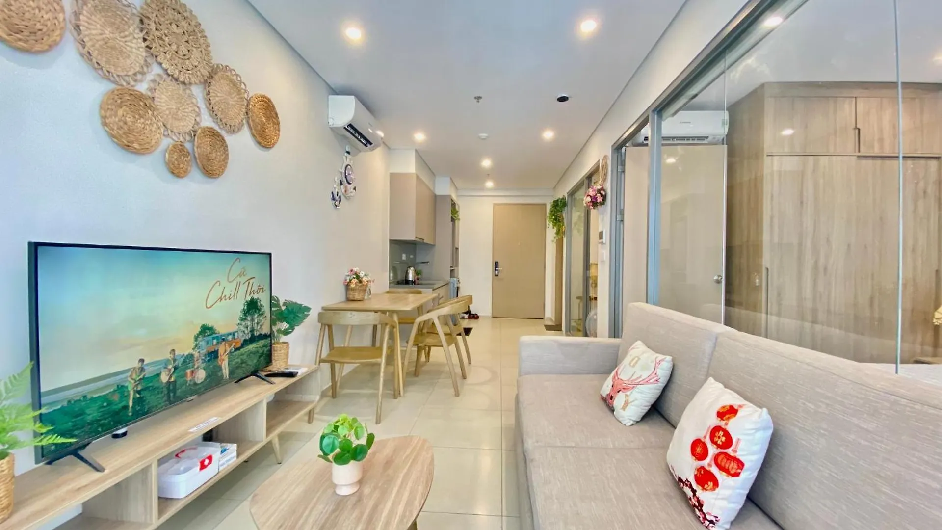 Can Ho Ban Cong Huong Bien The Song Vung Tau - Free Ho Boi Vo Cuc, Sauna, Bbq, Karaoke!! Apartment