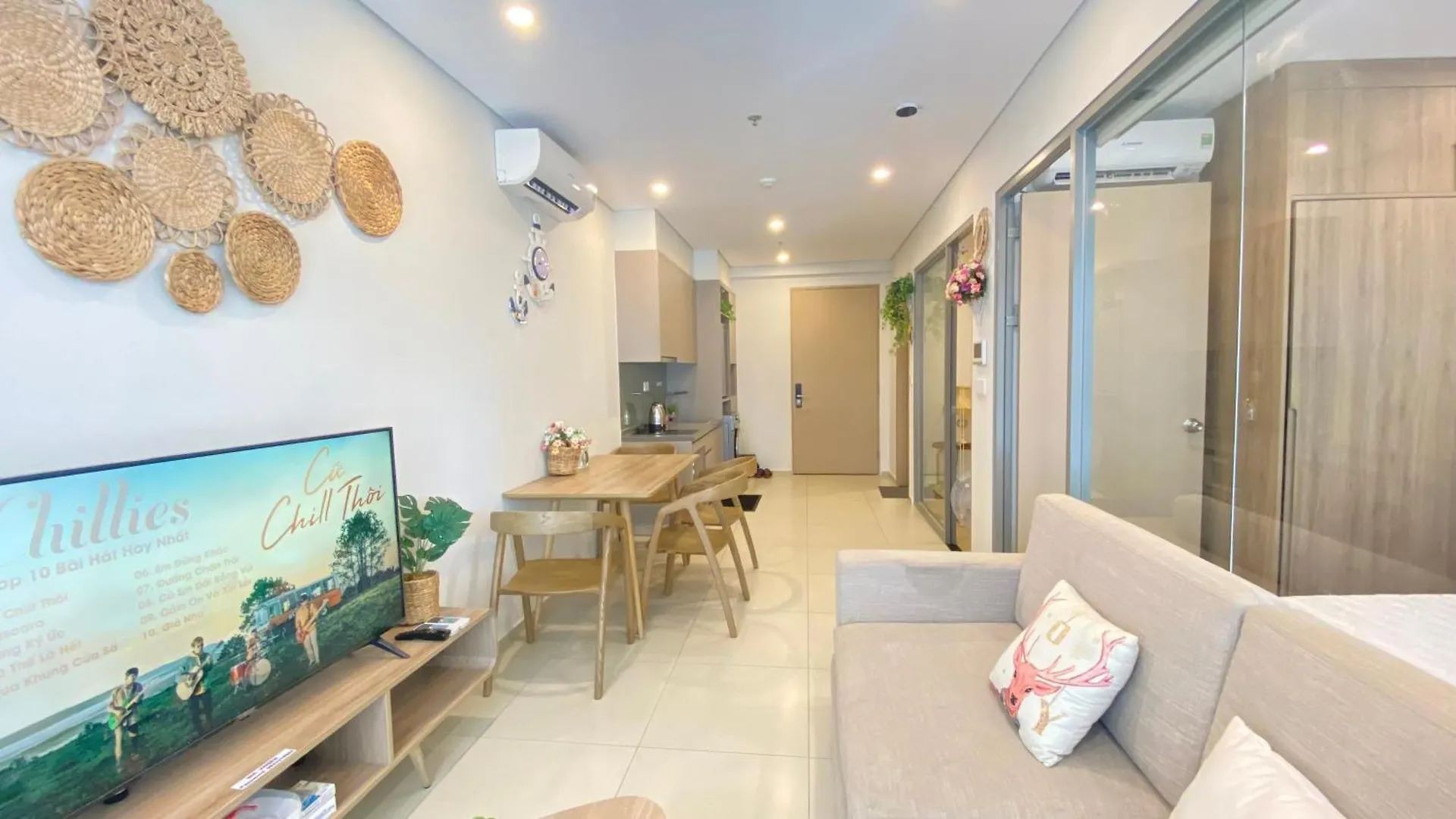 Can Ho Ban Cong Huong Bien The Song Vung Tau - Free Ho Boi Vo Cuc, Sauna, Bbq, Karaoke!! Apartment